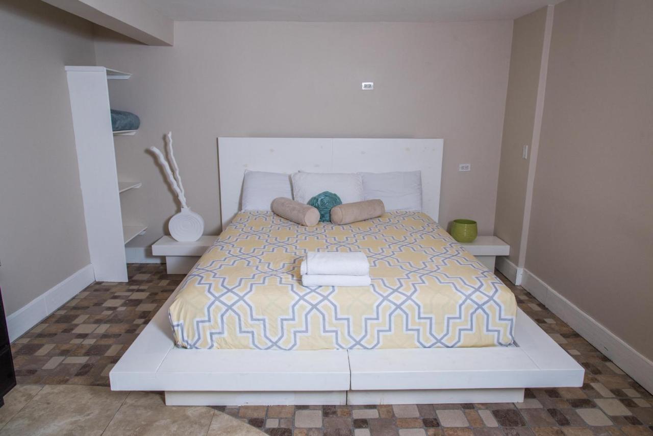 Oceanfront Serenity In Gated Community Near Rosarito Harry Manzo Exterior photo